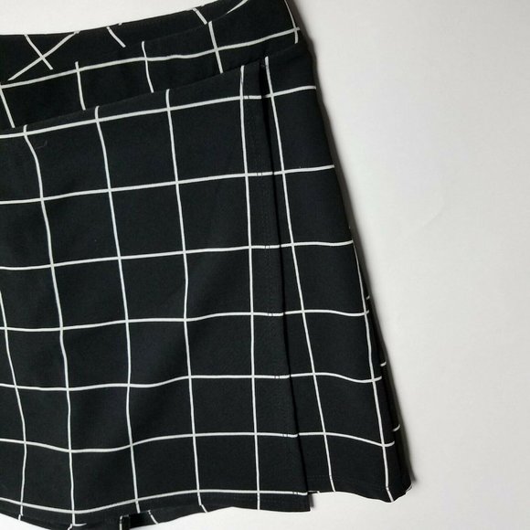 Fashion Nova Womens Skort Black Windowpane Size 1X - Picture 3 of 7